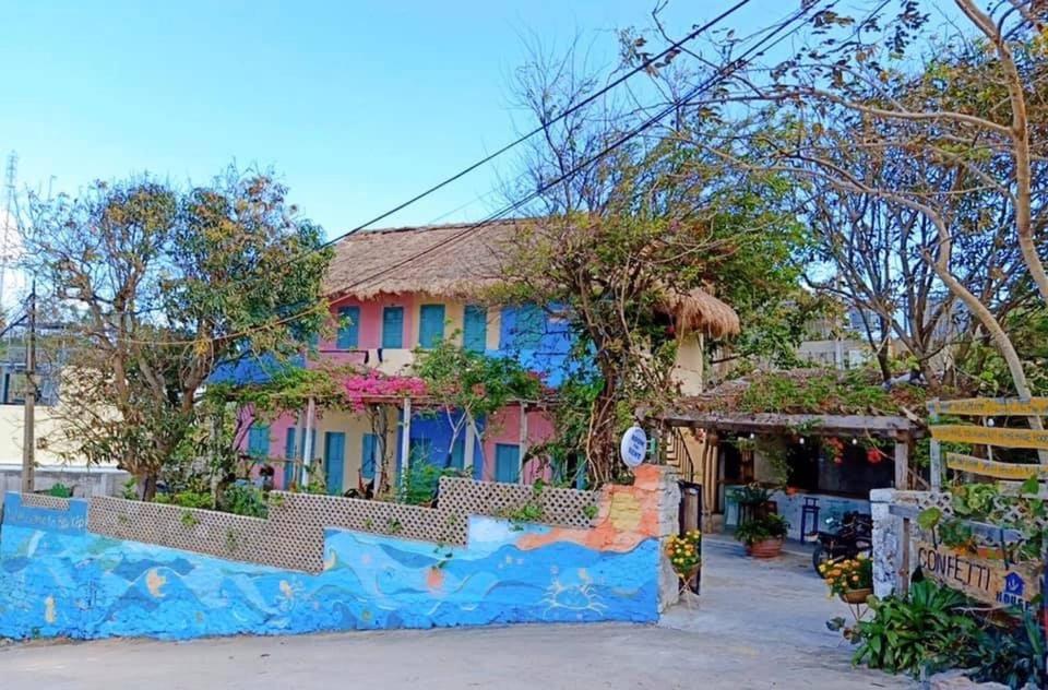 Hotel Confetti House Quy Nhon Exteriér fotografie